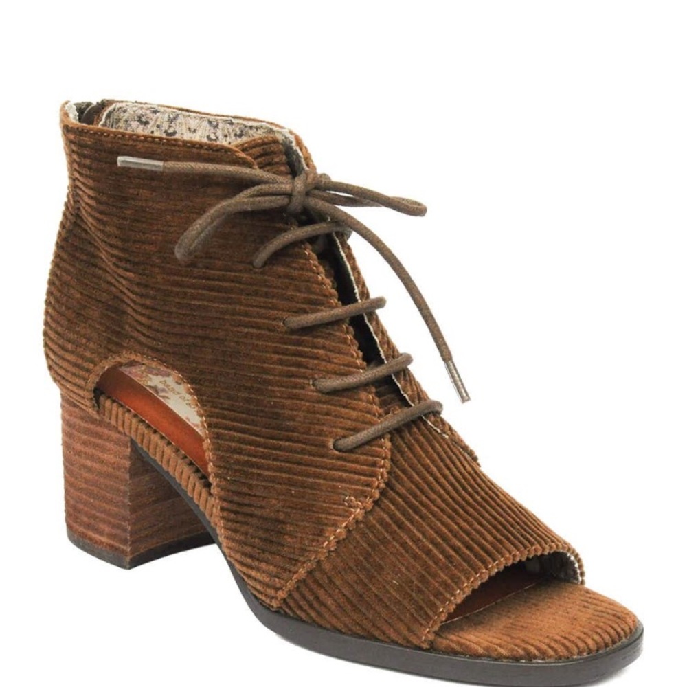 Band of Gypsies Amelia Lace Up Open Toe Bootie